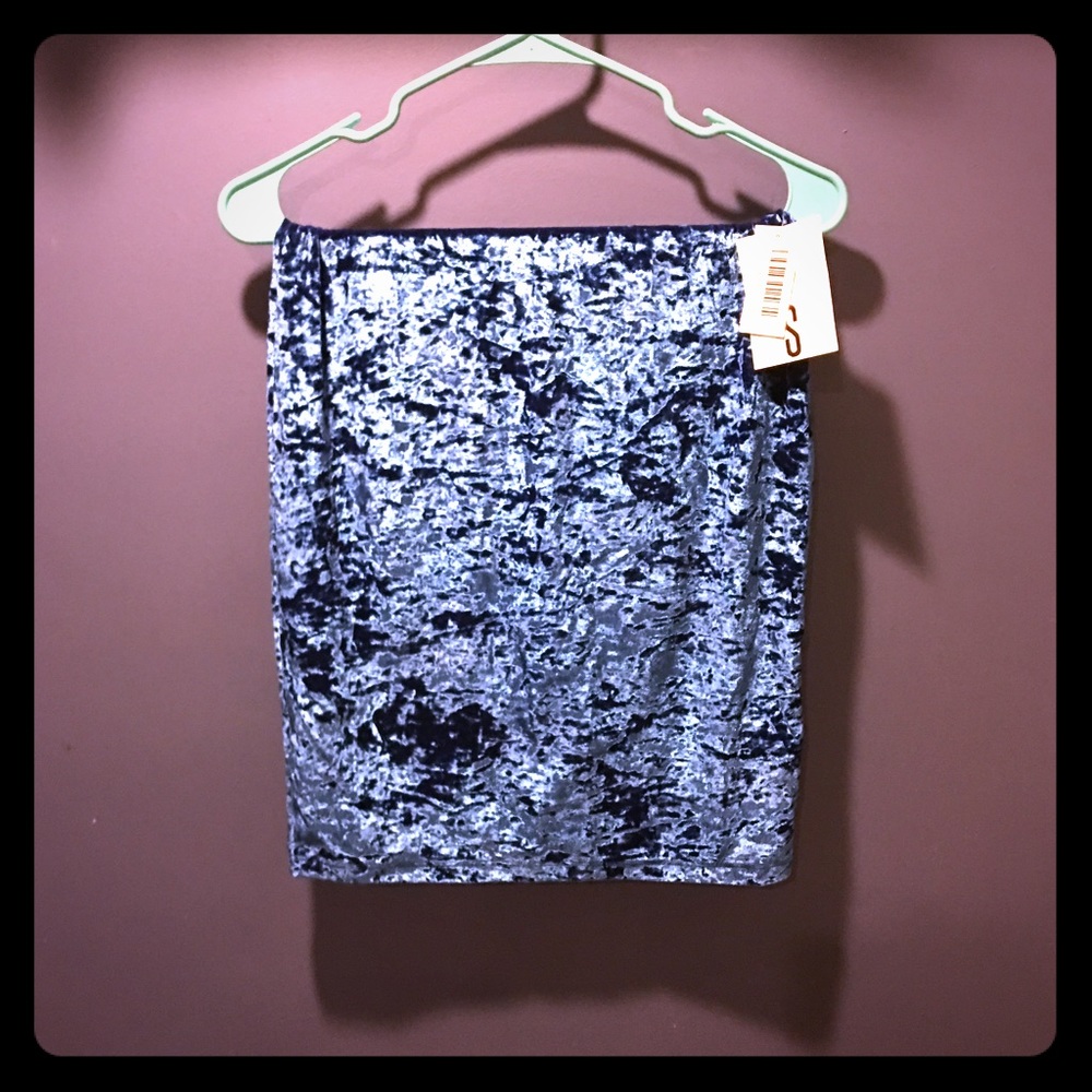 Small LuLaRoe Cassie